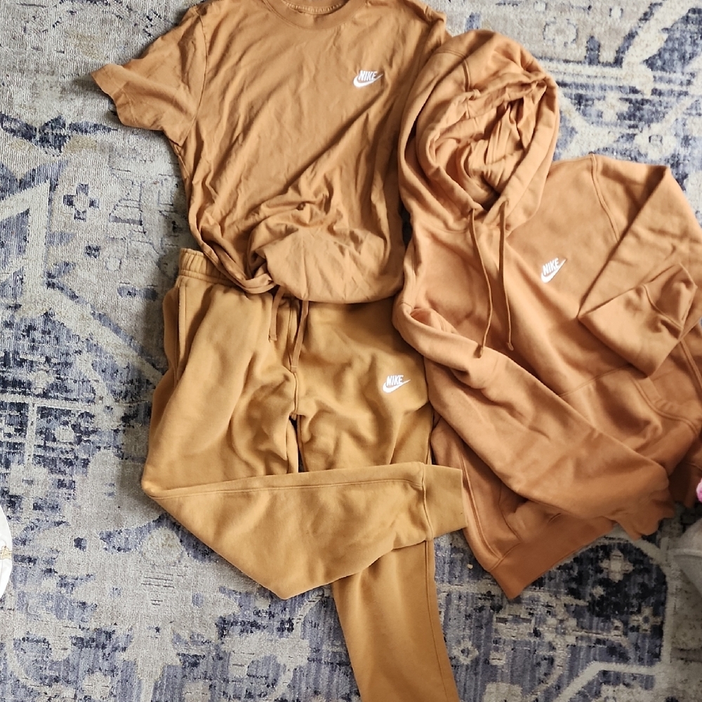 Nike Camel Brown Tracksuit Ensemble